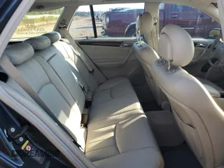 2005 Mercedes-Benz C 240 z VIN WDBRH61J55F630478, wystawiony jako Copart lot #74171434 z przebiegiem 195 858 mil mil oraz Szkoda całkowita • Salvage title. Historia ofert i sprzedaży dostępna na DreamBid. Obrazek 10.