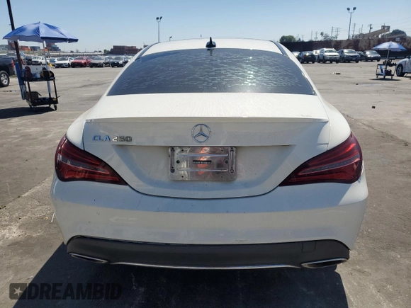 2018 Mercedes-Benz CLA 250 z VIN WDDSJ4EB1JN546811, wystawiony jako Copart lot #50373125 z przebiegiem Nie podano mil oraz Szkoda całkowita • Salvage title. Historia ofert i sprzedaży dostępna na DreamBid. Obrazek 6.