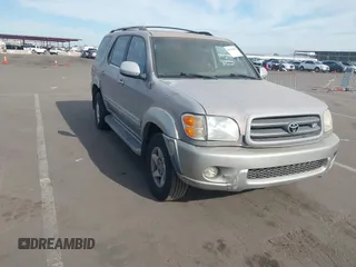 2002 Toyota Sequoia SR5 with VIN 5TDZT34AX2S086579, listed as a IAAI auction lot 41214015 with 285,639 mi miles and . Bid and sale history available at carsss.com. Image 1.