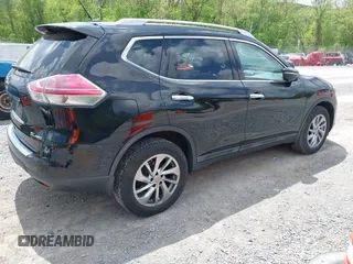 2015 Nissan Rogue SL with VIN 5N1AT2MV3FC924433, listed as a IAAI auction lot 42155223 with 145,980 mi miles and . Bid and sale history available at carsss.com. Image 4.