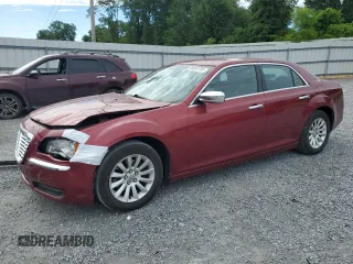 2013 Chrysler 300 z VIN 2C3CCAAG8DH572624, wystawiony jako Copart lot #58083755 z przebiegiem 189 589 mil mil oraz Szkoda całkowita • Salvage title. Historia ofert i sprzedaży dostępna na DreamBid. Obrazek 1.