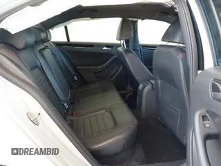 2017 Volkswagen Jetta GLI с VIN 3VW4T7AJ4HM407124, выставлен на аукционе IAAI как лот 42391726 с пробегом 108 898 миль миль и . История ставок и продаж доступна на DreamBid. Изображение 8.