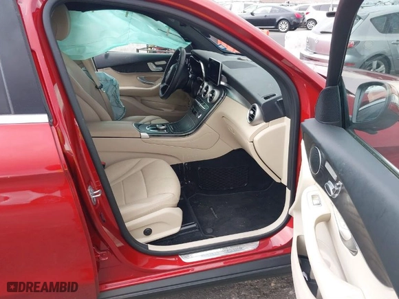 2018 Mercedes-Benz GLC with VIN WDC0G4JB9JV112913, listed as a IAAI auction lot 41783710 with 21,045 mi miles. Bid and sale history available at carsss.com. Image 5.