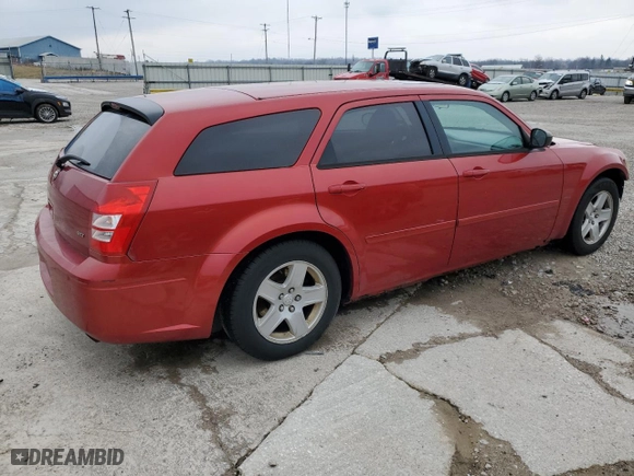 2005 Dodge Magnum SE with VIN 2D4FV48V15H130104, listed as a Copart auction lot 44887895 with 201,848 mi miles and Salvage Title. Bid and sale history available at carsss.com. Image 3.
