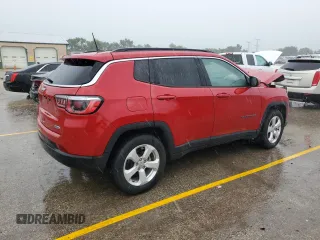 2019 Jeep Compass Latitude with VIN 3C4NJCBB0KT613695, listed as a Copart auction lot 61493135 with 103,602 mi miles and Salvage title. Bid and sale history available at DreamBid. Image 3.