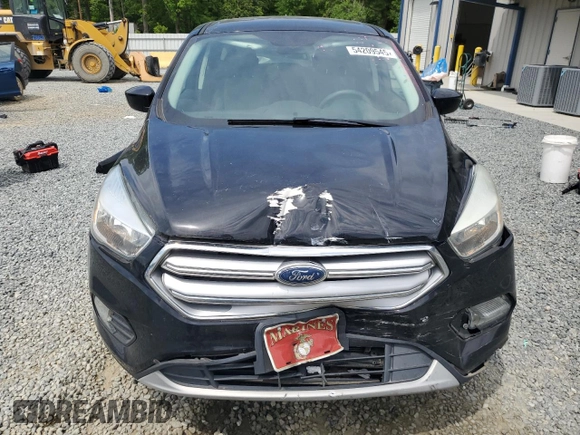 2017 Ford Escape SE z VIN 1FMCU0GD7HUA94744, wystawiony jako Copart lot #54209545 z przebiegiem 99 658 mil mil oraz Szkoda całkowita • Salvage title. Historia ofert i sprzedaży dostępna na DreamBid. Obrazek 5.