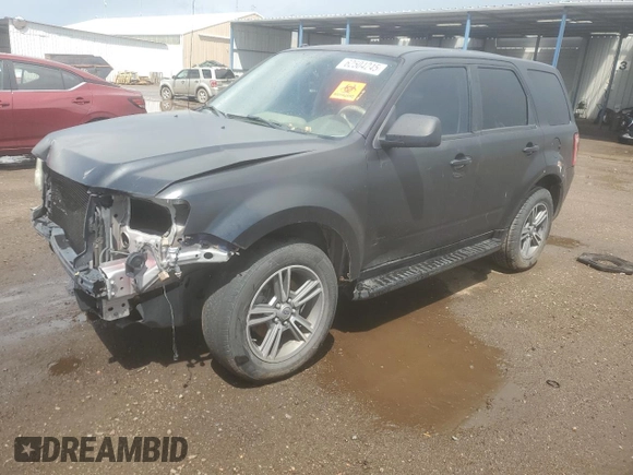2008 Ford Escape XLT z VIN 1FMCU031X8KB27551, wystawiony jako Copart lot #62504245 z przebiegiem 206 839 mil mil oraz Szkoda całkowita • Salvage title. Historia ofert i sprzedaży dostępna na DreamBid. Obrazek 1.