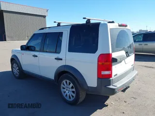2006 Land Rover LR3 SE with VIN SALAE25456A378131, listed as a IAAI auction lot 41682616 with 172,420 mi miles. Bid and sale history available at carsss.com. Image 3.