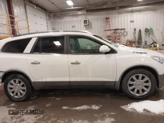 2011 Buick Enclave CXL-1 with VIN 5GAKVBED8BJ380463, listed as a IAAI auction lot 41577710 with 260,064 mi miles and . Bid and sale history available at carsss.com. Image 13.