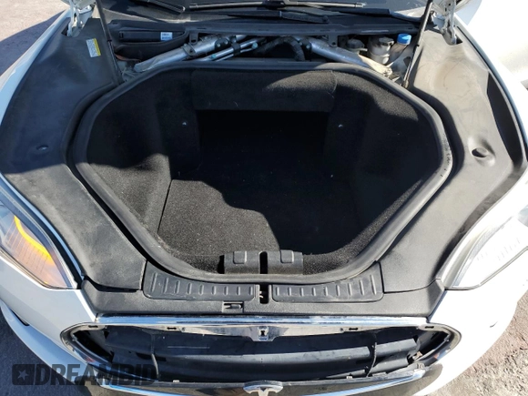 2013 Tesla Model S with VIN 5YJSA1CGXDFP21051, listed as a Copart auction lot 48377775 with 125,472 mi miles and Salvage Title. Bid and sale history available at carsss.com. Image 11.