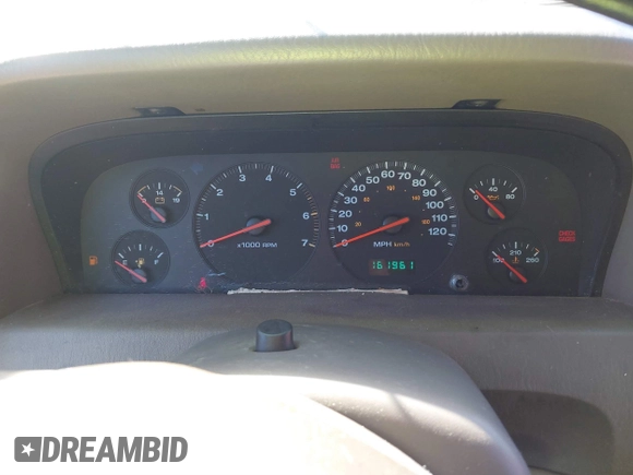 1999 Jeep Grand Cherokee Limited with VIN 1J4GW68S8XC588500, listed as a IAAI auction lot 41484787 with 161,961 mi miles. Bid and sale history available at carsss.com. Image 7.