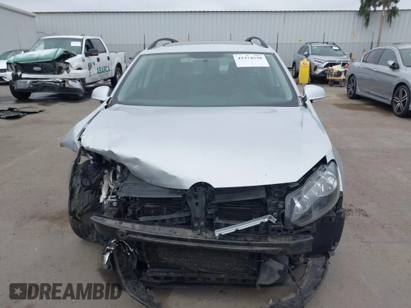 2012 Volkswagen Jetta TDI w/Sunroof & Nav z VIN 3VWPL7AJ5CM713304, wystawiony jako IAAI lot #42374538 z przebiegiem 124 648 mil mil oraz . Historia ofert i sprzedaży dostępna na DreamBid. Obrazek 12.
