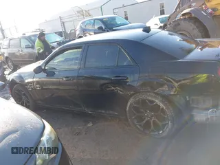2019 Chrysler 300 with VIN 2C3CCABG6KH637059, listed as a IAAI auction lot 41631640 with 95,254 mi miles. Bid and sale history available at carsss.com. Image 15.