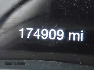 2016 Jeep Grand Cherokee Limited 75th Anniversary with VIN 1C4RJFBGXGC337785, listed as a IAAI auction lot 40782688 with 174,909 mi miles and . Bid and sale history available at DreamBid. Image 15.