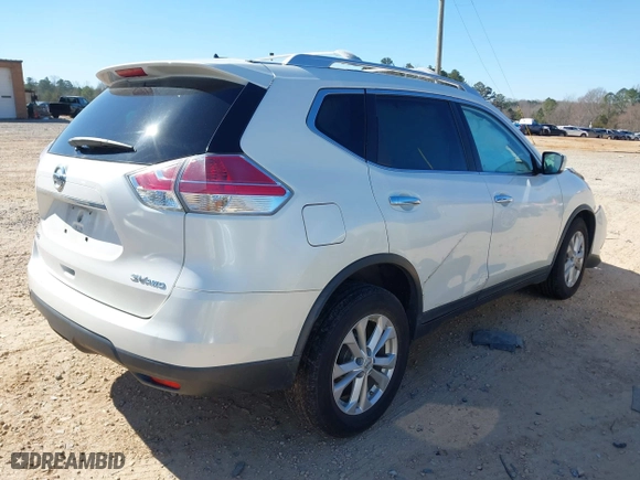 2015 Nissan Rogue SV with VIN KNMAT2MVXFP538282, listed as a IAAI auction lot 41776568 with 192,243 mi miles. Bid and sale history available at carsss.com. Image 4.