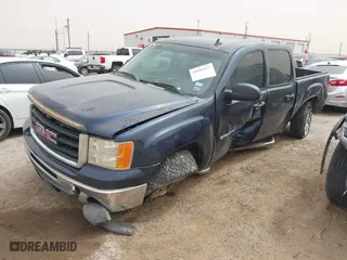 2011 GMC Sierra 1500 SLE with VIN 3GTP1VE02BG123914, listed as a IAAI auction lot 41936507 with 205,171 mi miles. Bid and sale history available at carsss.com. Image 17.