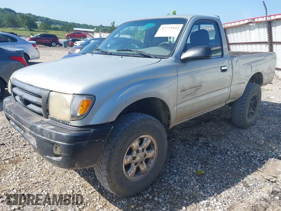 2000 Toyota Tacoma PreRunner with VIN 4TANM92N8YZ675606, listed as a IAAI auction lot 42725844 with 289,207 mi miles and . Bid and sale history available at DreamBid. Image 2.