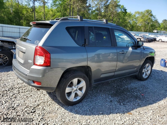2012 Jeep Compass Latitude with VIN 1C4NJDEB1CD650991, listed as a Copart auction lot 52530055 with 189,144 mi miles and Clean Title. Bid and sale history available at carsss.com. Image 3.