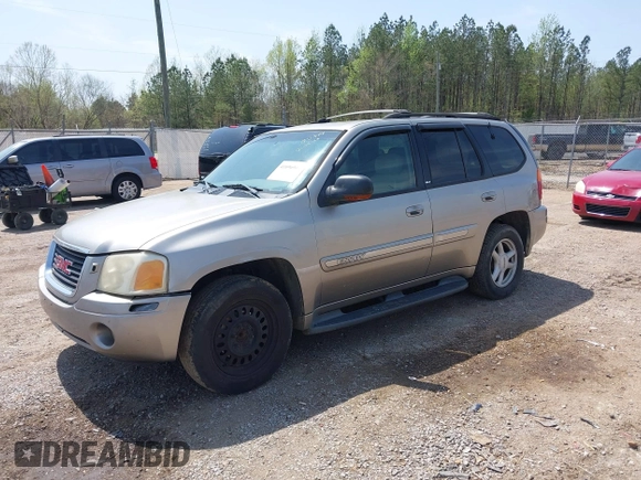 2002 GMC Envoy SLT with VIN 1GKDS13S422446808, listed as a IAAI auction lot 41896943 with 271,771 mi miles. Bid and sale history available at carsss.com. Image 2.