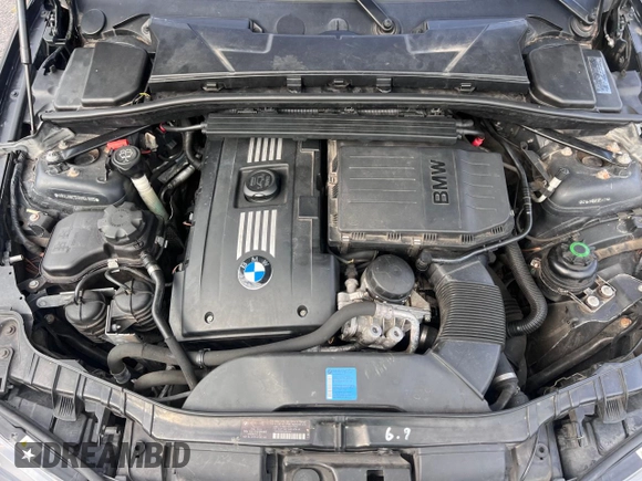 2010 BMW 1 Series 135i with VIN WBAUN9C51AVK41985, listed as a Copart auction lot 85383524 with 111,260 mi miles and Clean Title. Bid and sale history available at carsss.com. Image 7.