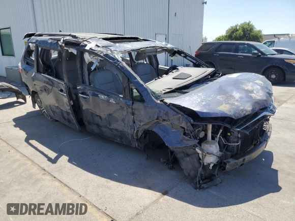 2018 Toyota Sienna XLE Auto Access Seat с VIN 5TDYZ3DC7JS915179, выставлен на аукционе Copart как лот 58565195 с пробегом Не указан миль и Списание • Salvage title. История ставок и продаж доступна на DreamBid. Изображение 4.