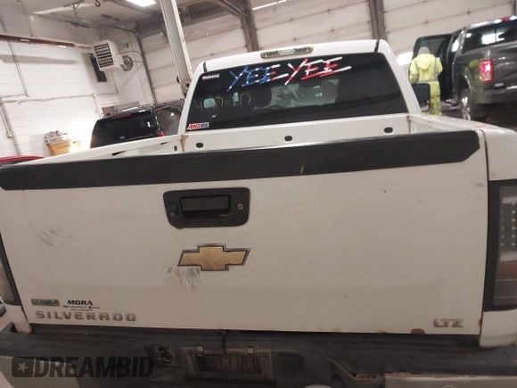 2011 Chevrolet Silverado 1500 with VIN 1GCPKTE39BF169611, listed as a IAAI auction lot 41270847 with 184,975 mi miles and . Bid and sale history available at DreamBid. Image 16.