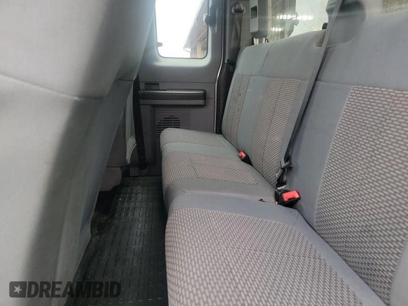 2013 Ford F-250 XL with VIN 1FT7X2BT6DEB36591, listed as a IAAI auction lot 42763197 with 330,968 mi miles and . Bid and sale history available at DreamBid. Image 19.