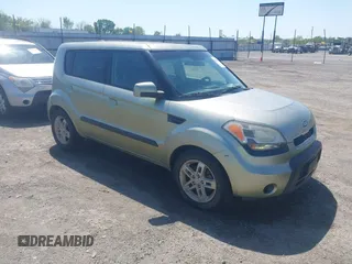 2010 Kia Soul + with VIN KNDJT2A20A7138511, listed as a IAAI auction lot 41884456 with 259,424 mi miles and . Bid and sale history available at DreamBid. Image 1.