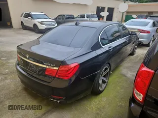 2012 BMW 7 Series 750Li xDrive с VIN WBAKC8C58CC435970, выставлен на аукционе Copart как лот 60091585 с пробегом 129 273 миль миль и Чистый • Clean title. История ставок и продаж доступна на DreamBid. Изображение 4.