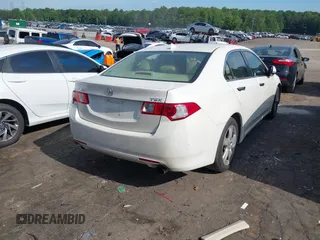 2009 Acura TSX z VIN JH4CU266X9C027306, wystawiony jako IAAI lot #42206189 z przebiegiem 190 515 mil mil oraz . Historia ofert i sprzedaży dostępna na DreamBid. Obrazek 4.