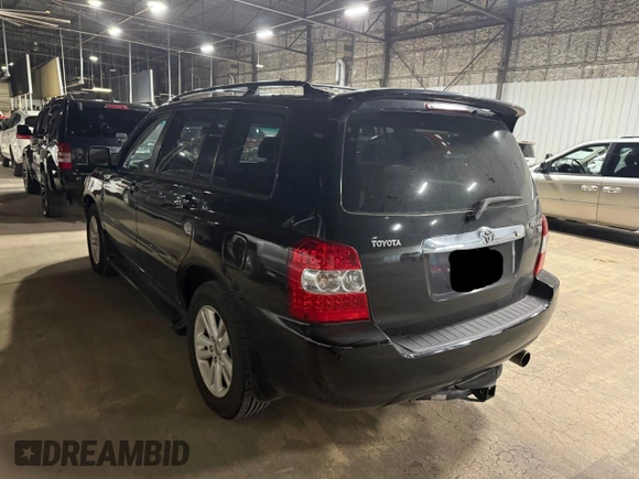 2006 Toyota Highlander z VIN JTEDW21A460008982, wystawiony jako Copart lot #56999715 z przebiegiem 203 508 mil mil oraz Czysty tytuł • Clean title. Historia ofert i sprzedaży dostępna na DreamBid. Obrazek 3.