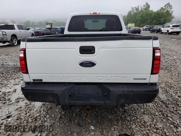 2016 Ford F-250 XL z VIN 1FTBF2A66GEB85013, wystawiony jako Copart lot #57483515 z przebiegiem 188 527 mil mil oraz Szkoda całkowita • Salvage title. Historia ofert i sprzedaży dostępna na DreamBid. Obrazek 6.