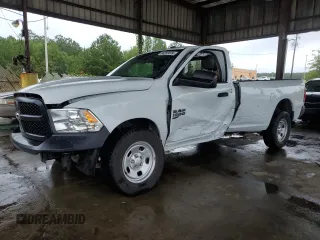 2022 Ram 1500 Tradesman z VIN 3C6JR6DG5NG300972, wystawiony jako Copart lot #66253074 z przebiegiem Nie podano mil oraz Czysty tytuł • Clean title. Historia ofert i sprzedaży dostępna na DreamBid. Obrazek 1.