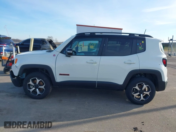 2022 Jeep Renegade Trailhawk with VIN ZACNJDC12NPN60910, listed as a IAAI auction lot 40921024 with 39,791 mi miles and . Bid and sale history available at DreamBid. Image 14.