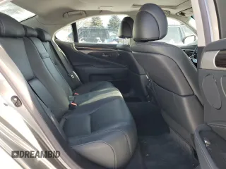 2017 Lexus LS 460 with VIN JTHCL5EF7H5027577, listed as a Copart auction lot 45211675 with 38,802 mi miles and Salvage title. Bid and sale history available at DreamBid. Image 10.