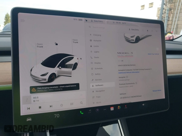 2020 Tesla Model 3 Performance z VIN 5YJ3E1EC9LF641242, wystawiony jako IAAI lot #42380146 z przebiegiem Nie podano mil oraz . Historia ofert i sprzedaży dostępna na DreamBid. Obrazek 19.