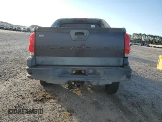 2005 Chevrolet Avalanche Z66 z VIN 3GNEC12Z45G115693, wystawiony jako Copart lot #43628535 z przebiegiem 200 676 mil mil oraz Nie do naprawy. Historia ofert i sprzedaży dostępna na DreamBid. Obrazek 6.