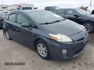 2010 Toyota Prius II with VIN JTDKN3DU4A0129837, listed as a IAAI auction lot 41593439 with 330,081 mi miles. Bid and sale history available at carsss.com. Image 1.