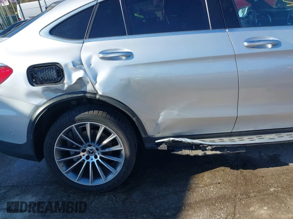 2018 Mercedes-Benz GLC with VIN WDC0J4KB2JF295176, listed as a IAAI auction lot 41877015 with 76,504 mi miles. Bid and sale history available at carsss.com. Image 17.