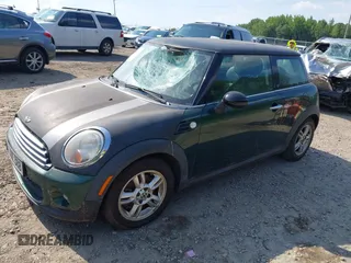 2011 MINI Hardtop with VIN WMWSU3C53BT183060, listed as a IAAI auction lot 42564309 with 160,145 mi miles and . Bid and sale history available at DreamBid. Image 2.