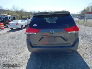2012 Toyota Sienna XLE AAS with VIN 5TDYK3DC4CS270174, listed as a IAAI auction lot 41961016 with 342,373 mi miles. Bid and sale history available at carsss.com. Image 16.