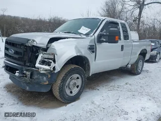 2010 Ford Super Duty F-250 SRW XL with VIN 1FTSX2B55AEA49594, listed as a IAAI auction lot 41617607 with 275,513 mi miles. Bid and sale history available at carsss.com. Image 17.