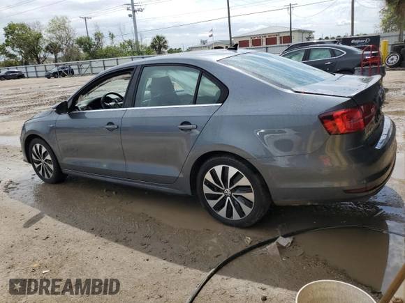 2015 Volkswagen Jetta Sedan Hybrid SEL Premium with VIN 3VW637AJ0FM314252, listed as a Copart auction lot 45937674 with 89,847 mi miles. Bid and sale history available at carsss.com. Image 2.
