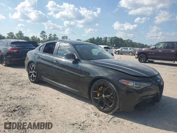2019 Alfa Romeo Giulia Ti Sport with VIN ZARFAMBN8K7616651, listed as a Copart auction lot 72022264 with 28,763 mi miles and Salvage Title. Bid and sale history available at carsss.com. Image 4.