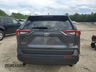 2021 Toyota RAV4 XLE Premium with VIN 2T3A1RFV5MC152318, listed as a Copart auction lot 62899735 with 41,376 mi miles and Salvage title. Bid and sale history available at DreamBid. Image 6.