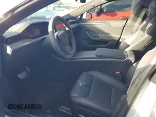 2024 Tesla Model S с VIN 5YJSA1E59RF541014, выставлен на аукционе Copart как лот 86646114 с пробегом 7 404 миль миль и Списание • Salvage title. История ставок и продаж доступна на DreamBid. Изображение 7.