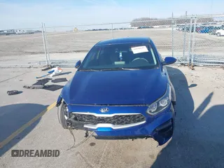 2019 Kia Forte LXS with VIN 3KPF24AD8KE007205, listed as a IAAI auction lot 41848642 with 88,121 mi miles. Bid and sale history available at carsss.com. Image 13.
