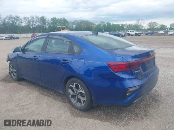 2019 Kia Forte LXS с VIN 3KPF24AD4KE085464, выставлен на аукционе IAAI как лот 42244427 с пробегом 125 403 миль миль и . История ставок и продаж доступна на DreamBid. Изображение 3.