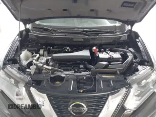 2019 Nissan Rogue SV with VIN 5N1AT2MTXKC809627, listed as a IAAI auction lot 40705533 with 28,463 mi miles and . Bid and sale history available at DreamBid. Image 10.