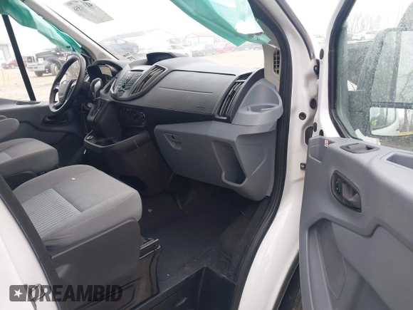 2019 Ford Transit Passenger XL with VIN 1FBZX2YM8KKA48539, listed as a IAAI auction lot 41391558 with 91,777 mi miles. Bid and sale history available at carsss.com. Image 5.